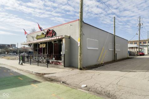 822 N Illinois Street Indianapolis IN 46204