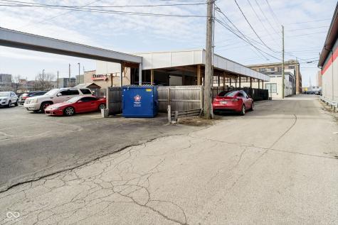 822 N Illinois Street Indianapolis IN 46204