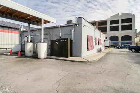 822 N Illinois Street Indianapolis IN 46204