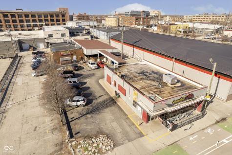 822 N Illinois Street Indianapolis IN 46204