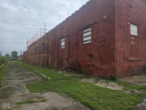 1703 Madison Avenue Indianapolis IN 46225