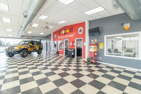 2260 W Main Street Greenfield IN 46140