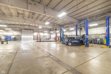 2260 W Main Street Greenfield IN 46140