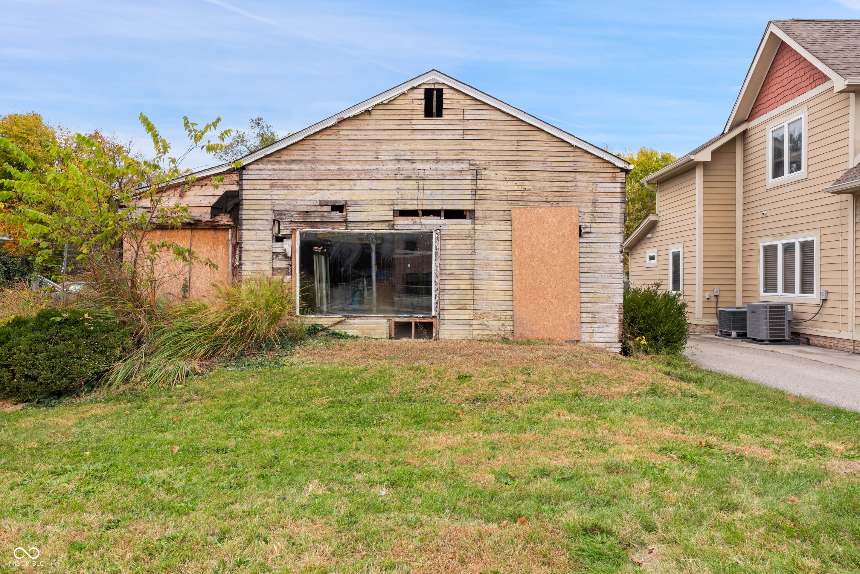 6328 N College Avenue Indianapolis IN 46220