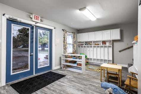 7507 Michigan Road Indianapolis IN 46268