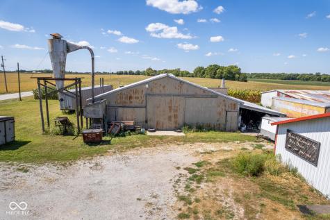 16506 Strawtown Avenue Noblesville IN 46060