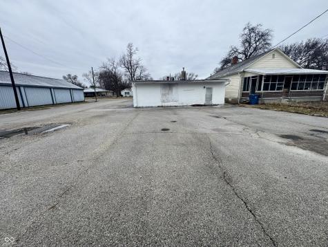 1452 S 25th Street Terre Haute IN 47803