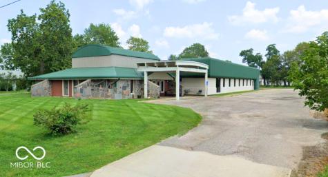 111 Aiken Street Hope IN 47246