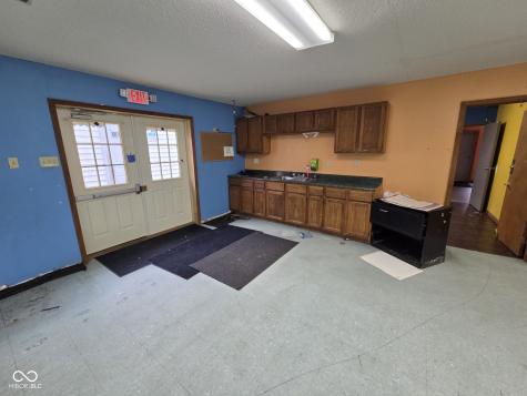 5625 N State Highway 7 Scipio IN 47273