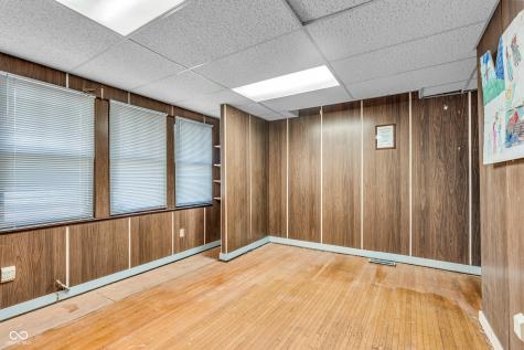 5117 E Washington Street Indianapolis IN 46219