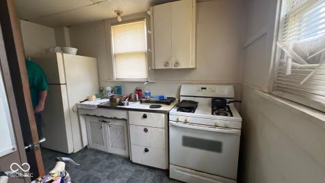 3614 E Washington Street Indianapolis IN 46201