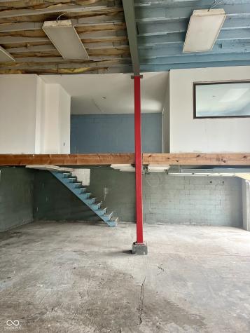 1028 Vandeman Street Indianapolis IN 46203