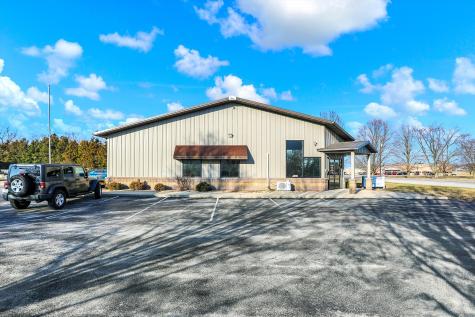 1502 Southpark Court Columbus IN 47201
