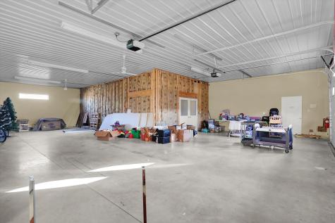 1502 Southpark Court Columbus IN 47201