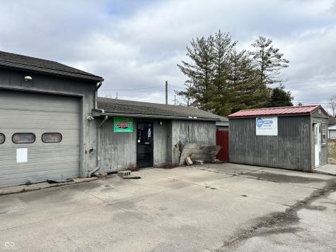 1302 E Wabash Avenue Crawfordsville IN 47933