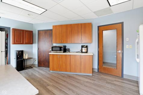 8770 Purdue Road Indianapolis IN 46268