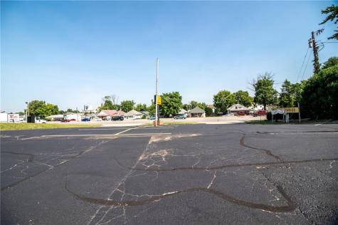 613 E State Road 44 Shelbyville IN 46176