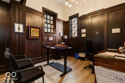 105 S Chestnut Street Seymour IN 47274