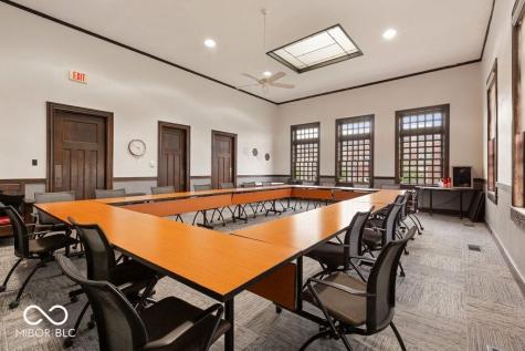 105 S Chestnut Street Seymour IN 47274