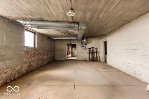 105 S Chestnut Street Seymour IN 47274