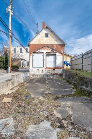 109 W Walnut Street Greencastle IN 46135