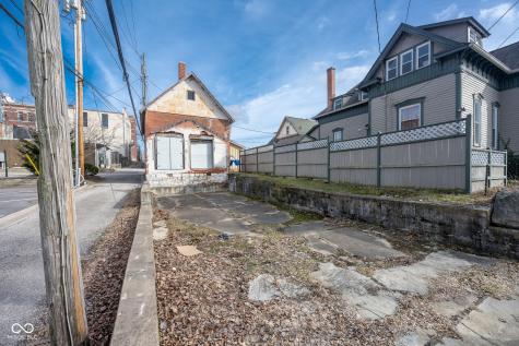 109 W Walnut Street Greencastle IN 46135
