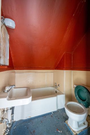 109 W Walnut Street Greencastle IN 46135