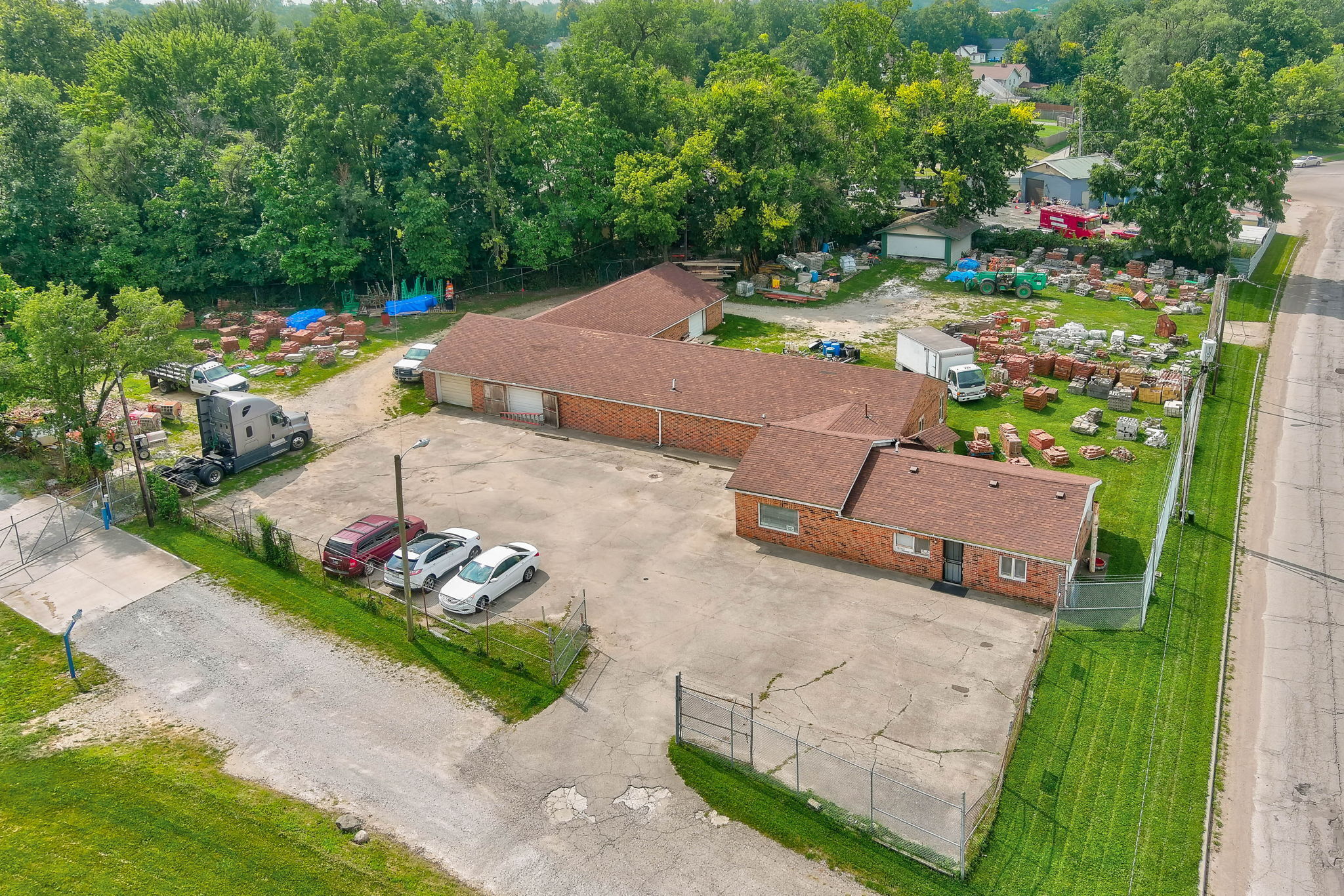 2049 Hillside Avenue Indianapolis IN 46218