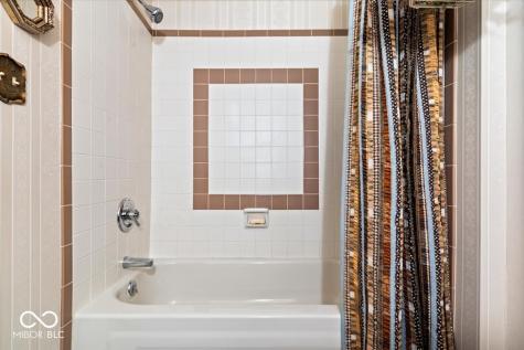 260 W Jackson Street Cicero IN 46034