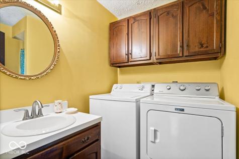 260 W Jackson Street Cicero IN 46034