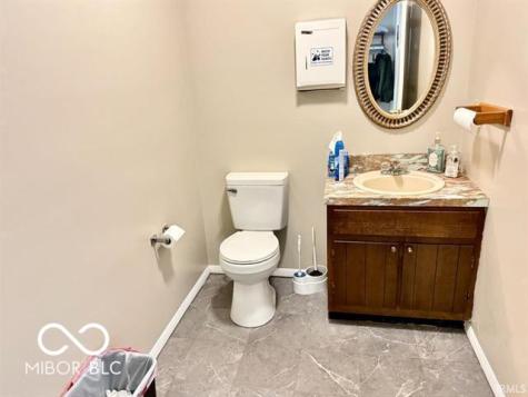 4023 N Rosewood Avenue Muncie IN 47304