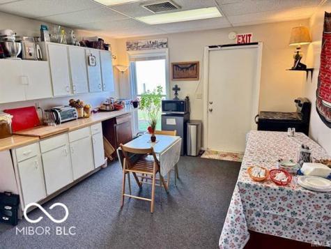 4023 N Rosewood Avenue Muncie IN 47304