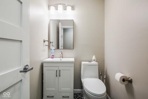 124 S Chestnut Street Seymour IN 47274
