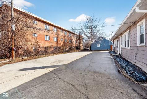 5724 Julian Avenue Indianapolis IN 46219
