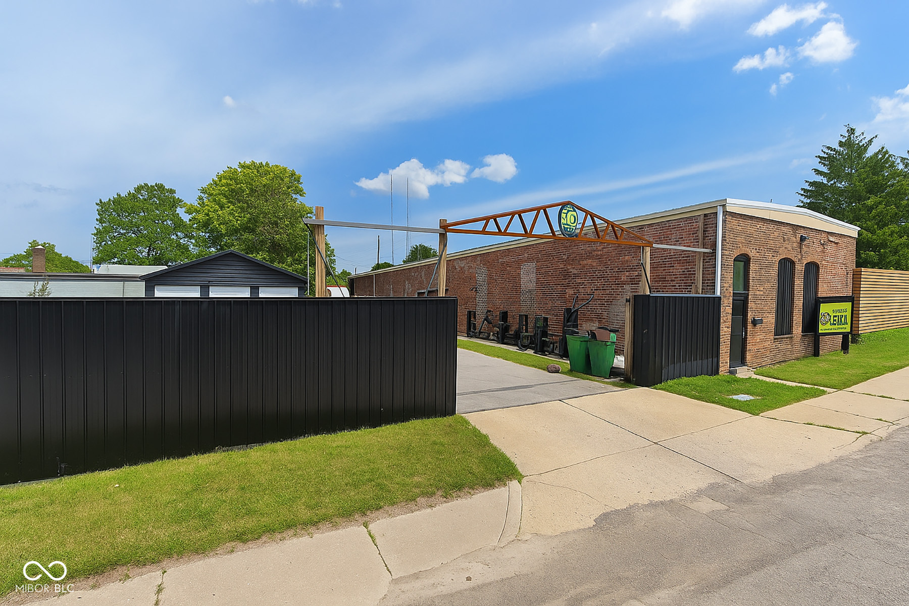 1628 Bates Street Indianapolis IN 46201