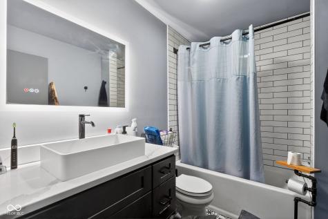1628 Bates Street Indianapolis IN 46201