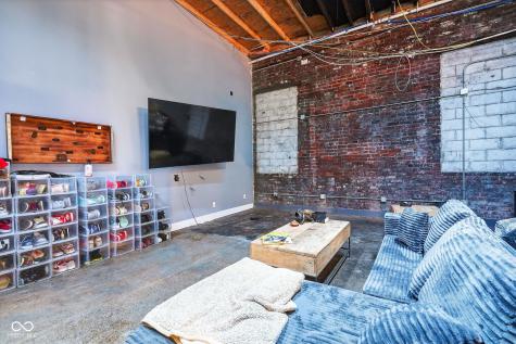 1628 Bates Street Indianapolis IN 46201