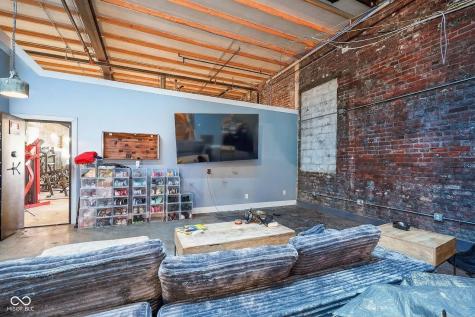 1628 Bates Street Indianapolis IN 46201