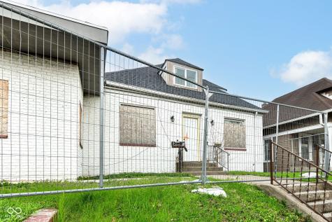 2605 Shelby Street Indianapolis IN 46203