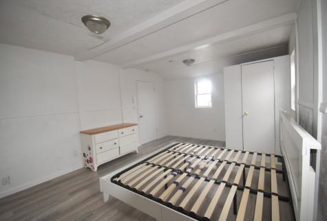 1349 S B Street Elwood IN 46036