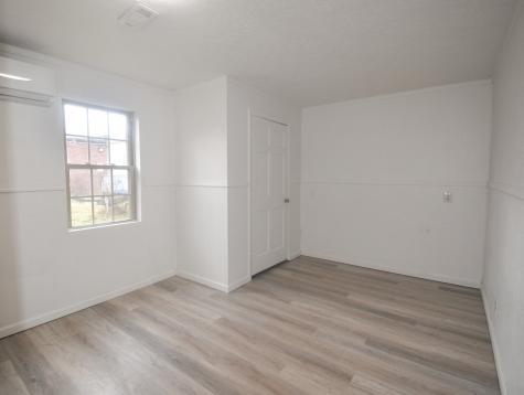 1349 S B Street Elwood IN 46036