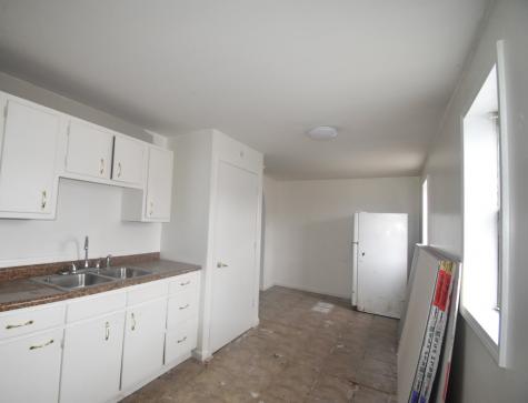 1349 S B Street Elwood IN 46036