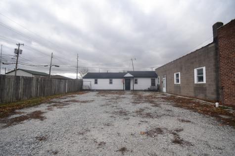 1349 S B Street Elwood IN 46036