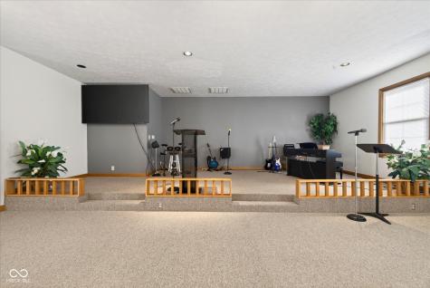 168 N Harrison Street Spencer IN 47460