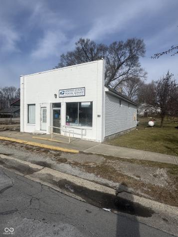 10372 E Us Highway 40 Charlottesville IN 46117