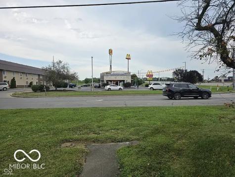 13 W Rampart Road Shelbyville IN 46176