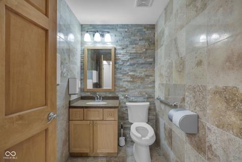 10455 N College Avenue Carmel IN 46280