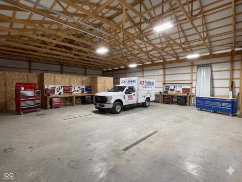 2056 N 4th Street Terre Haute IN 47804