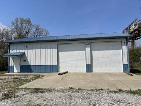 2056 N 4th Street Terre Haute IN 47804