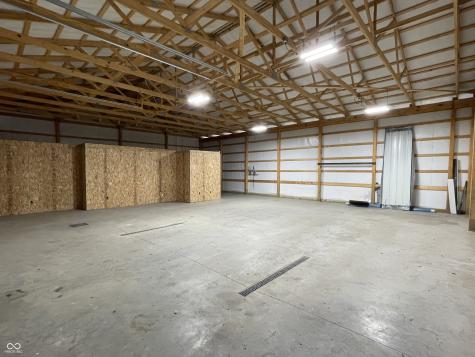 2056 N 4th Street Terre Haute IN 47804